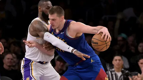 意大利世预赛开门红：贝拉尔迪创纪录，因莫比莱领跑射手榜